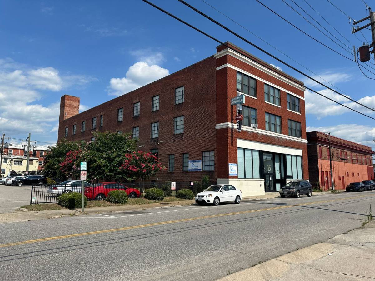 Apartment for rent at 15 N Union St, Petersburg, VA 23803