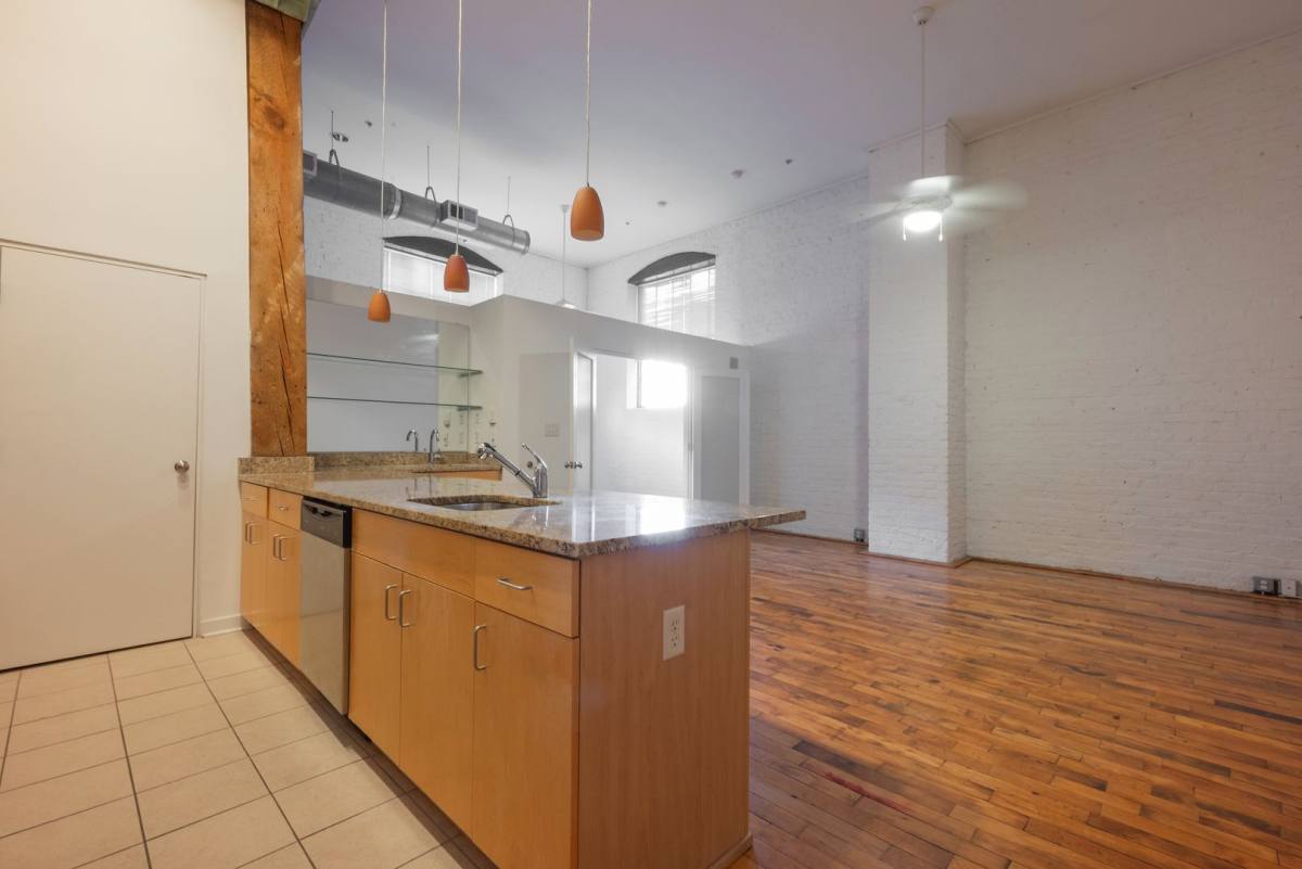 Apartment for rent at 15 N Union St, Petersburg, VA 23803