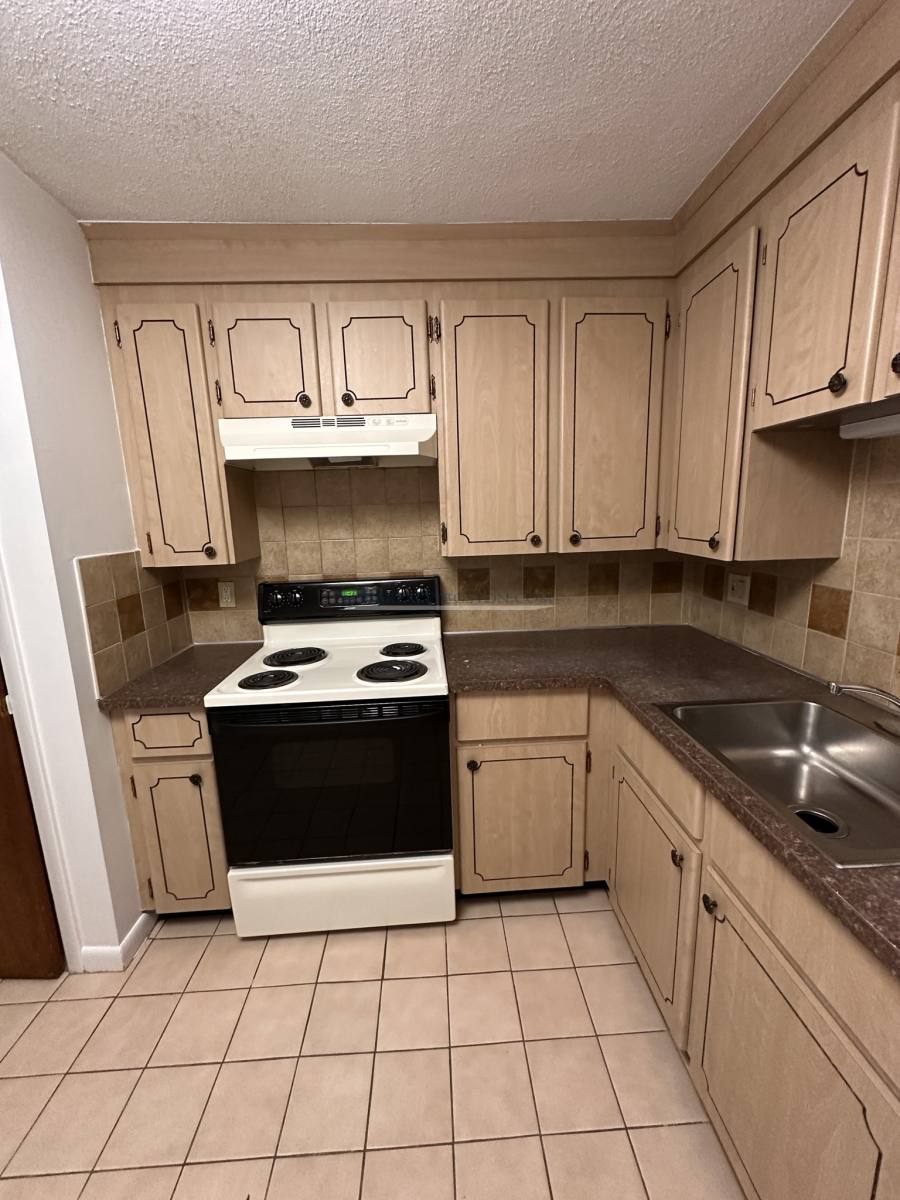 Apartment for rent at 163 Lexington #17, Auburndale, MA 02466