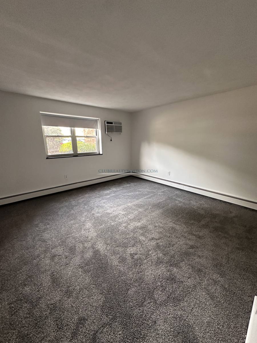 Apartment for rent at 163 Lexington #17, Auburndale, MA 02466