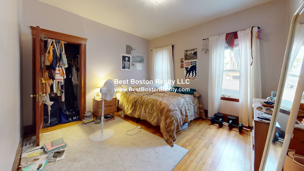 House for rent at 102 Raymond Ave, Somerville, MA 02144