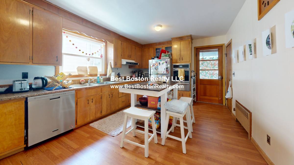 House for rent at 102 Raymond Ave, Somerville, MA 02144
