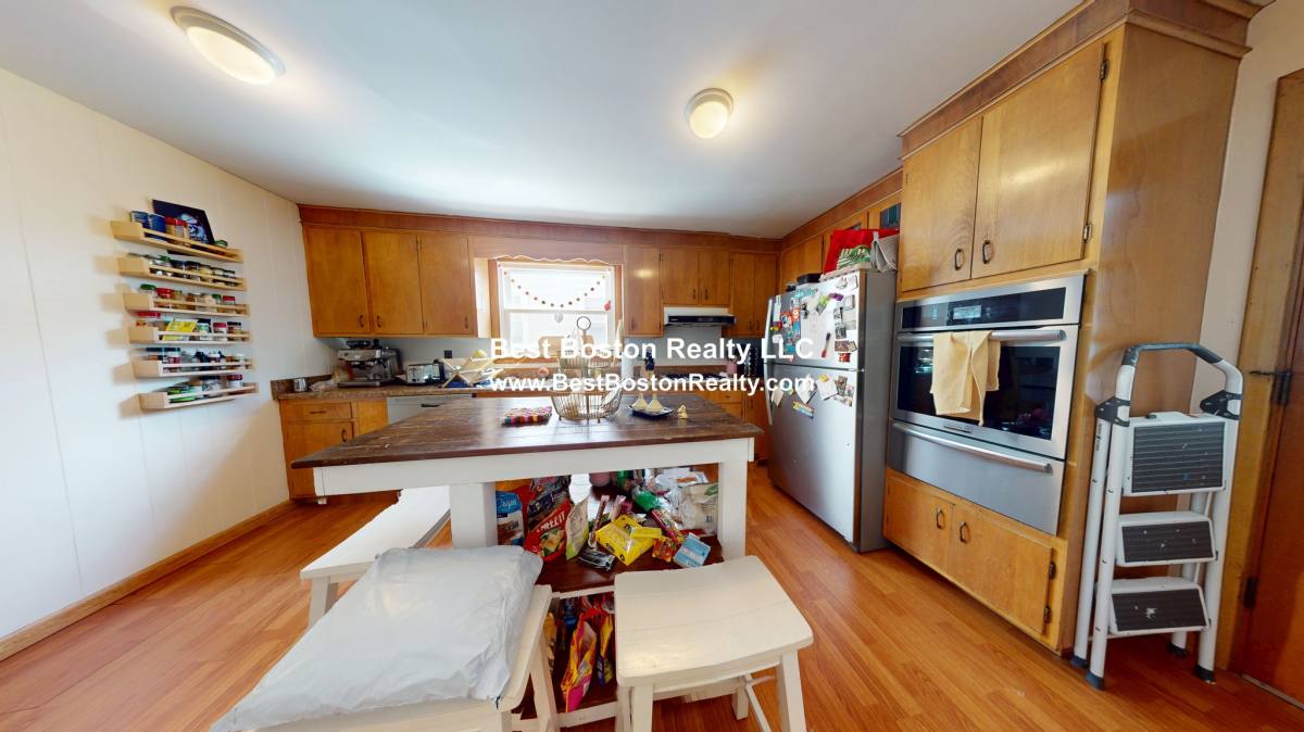 House for rent at 102 Raymond Ave, Somerville, MA 02144