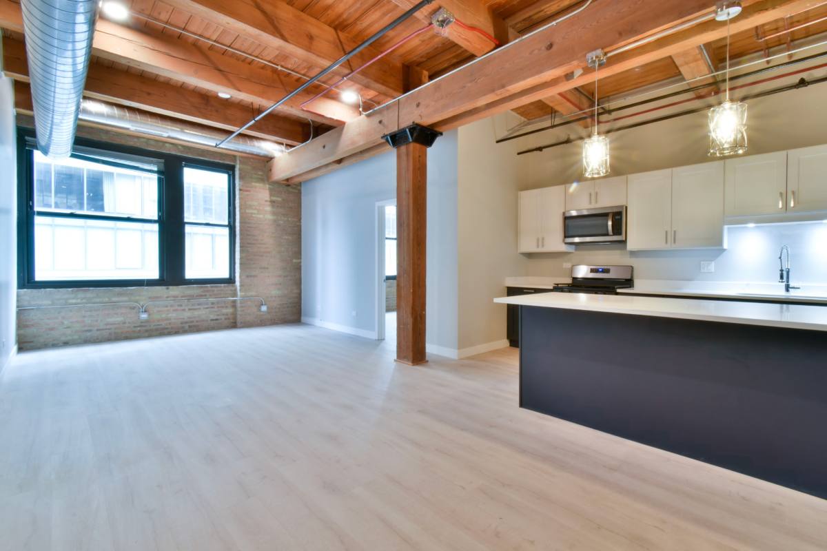 Apartment for rent at 11 E Illinois St #401, Chicago, IL 60611