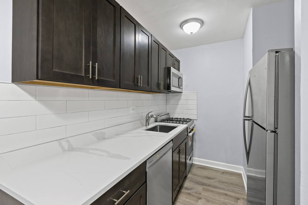 Apartment for rent at 4612 N Beacon #1C, Chicago, IL 60640