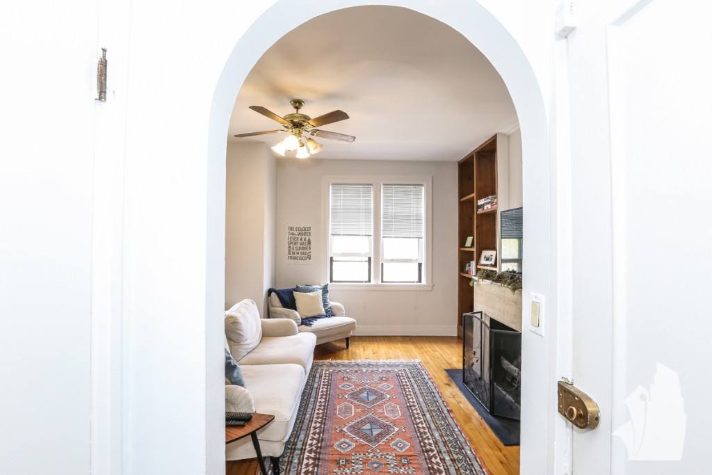 Apartment for rent at 1851 N Lincoln Ave #3, Chicago, IL 60614