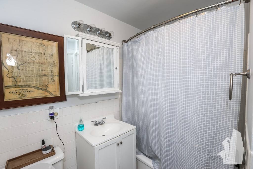 Apartment for rent at 1851 N Lincoln Ave #3, Chicago, IL 60614