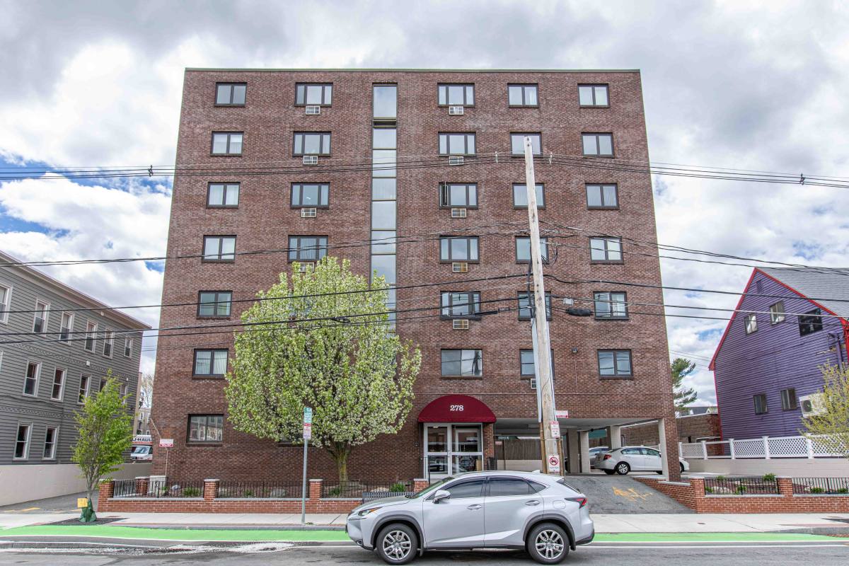 Apartment for rent at 278 Beacon #24, Somerville, MA 02143