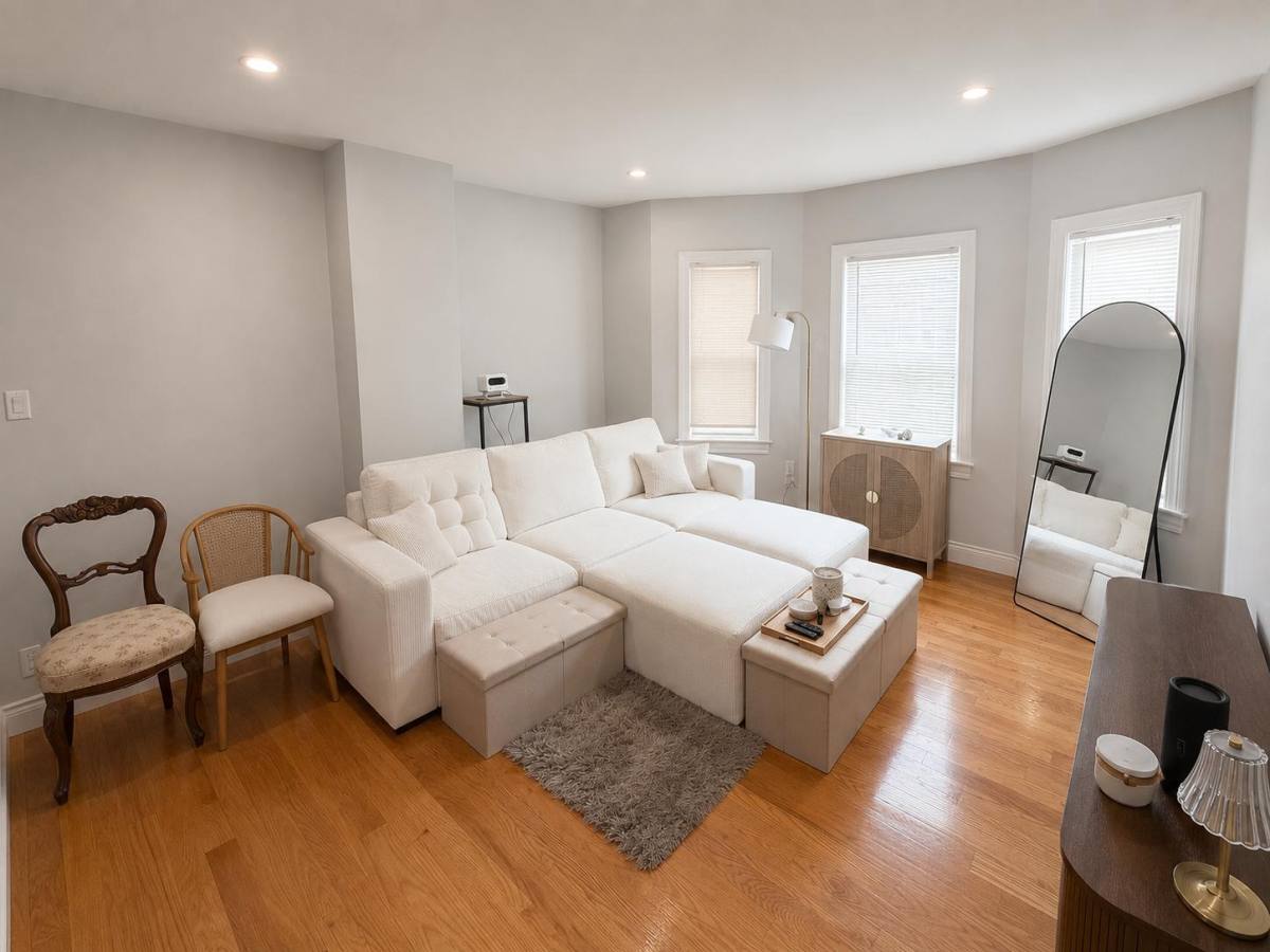 Townhouse for rent at 33 Middle St #A, Newton, MA 02458