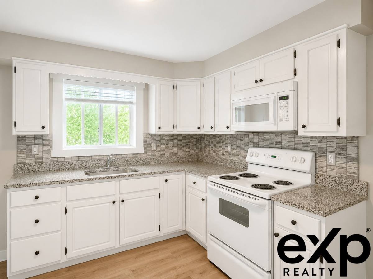Apartment for rent at 75 Haviland Ave #2, Lynn, MA 01902