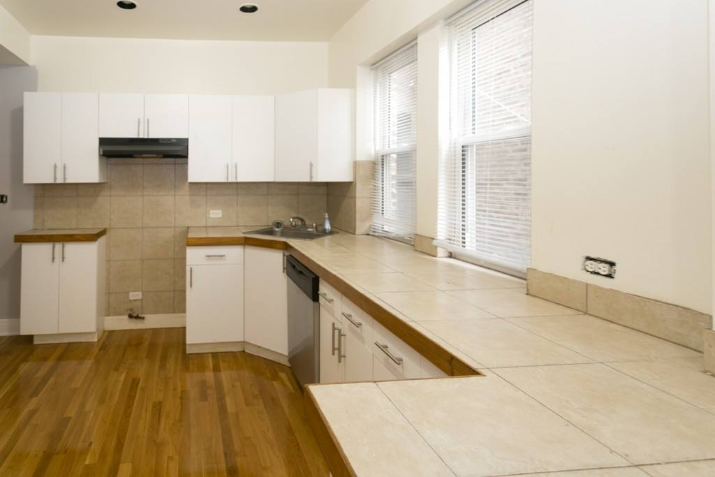 Apartment for rent at 4448 Sheridan #8Q, Chicago, IL 60640