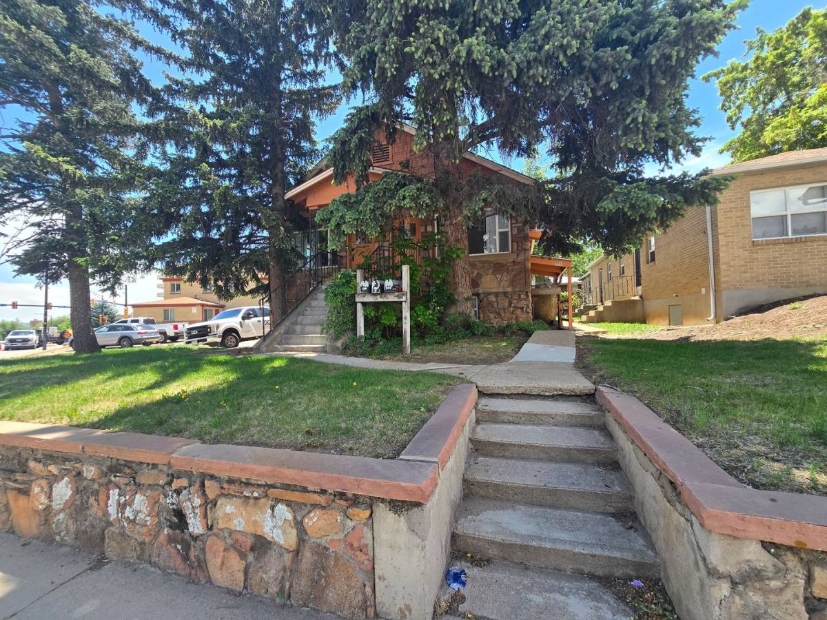 Apartment for rent at 911-915 Broadway, Boulder, CO 80302