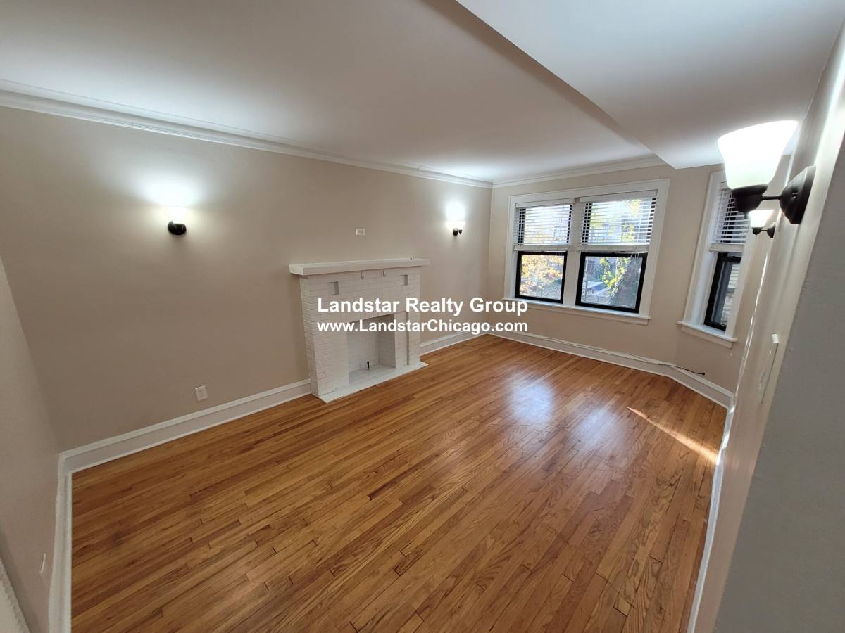 Apartment for rent at 716 Reba #3S, Evanston, IL 60202