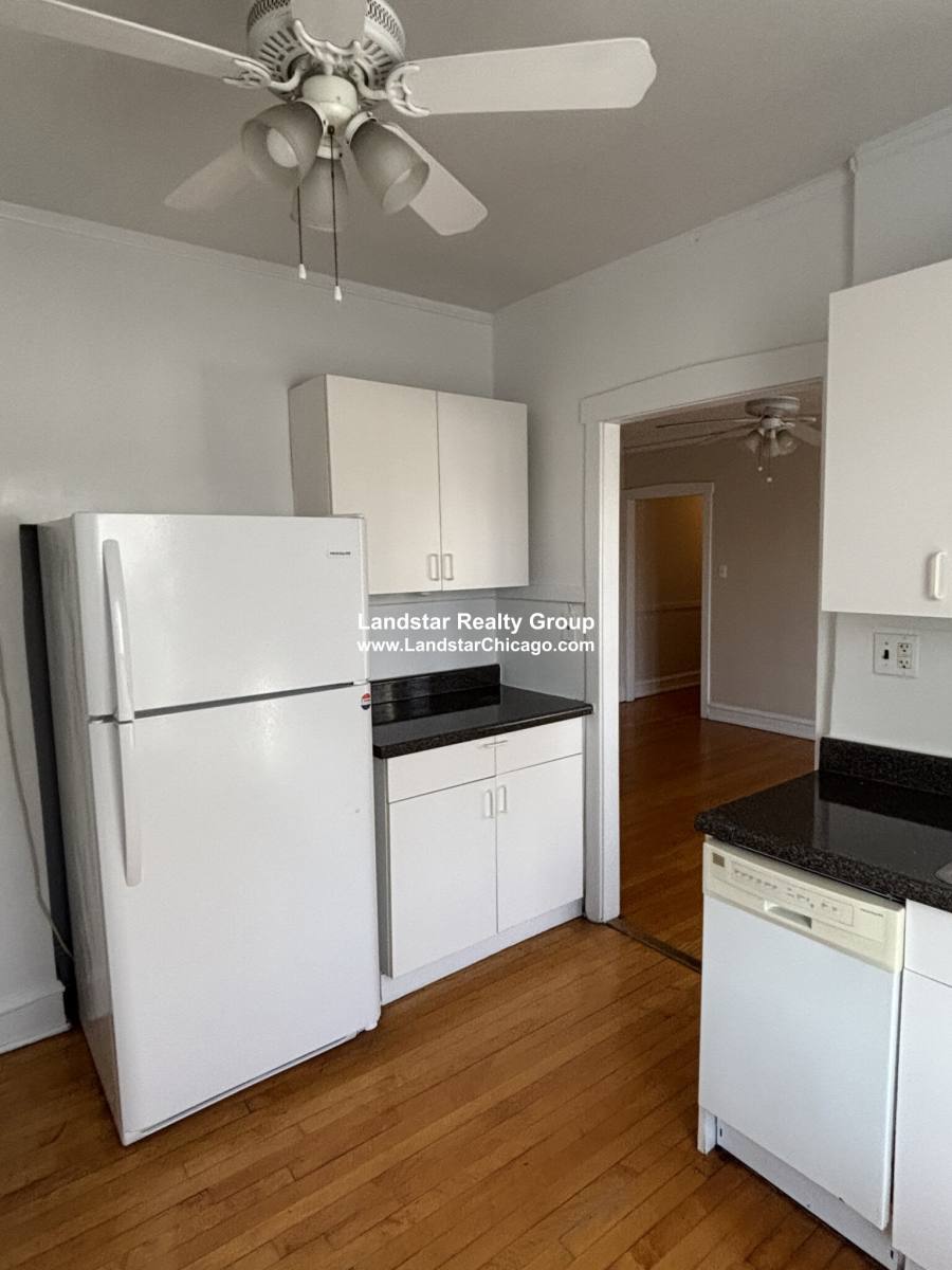 Apartment for rent at 800 Washington #2, Evanston, IL 60202