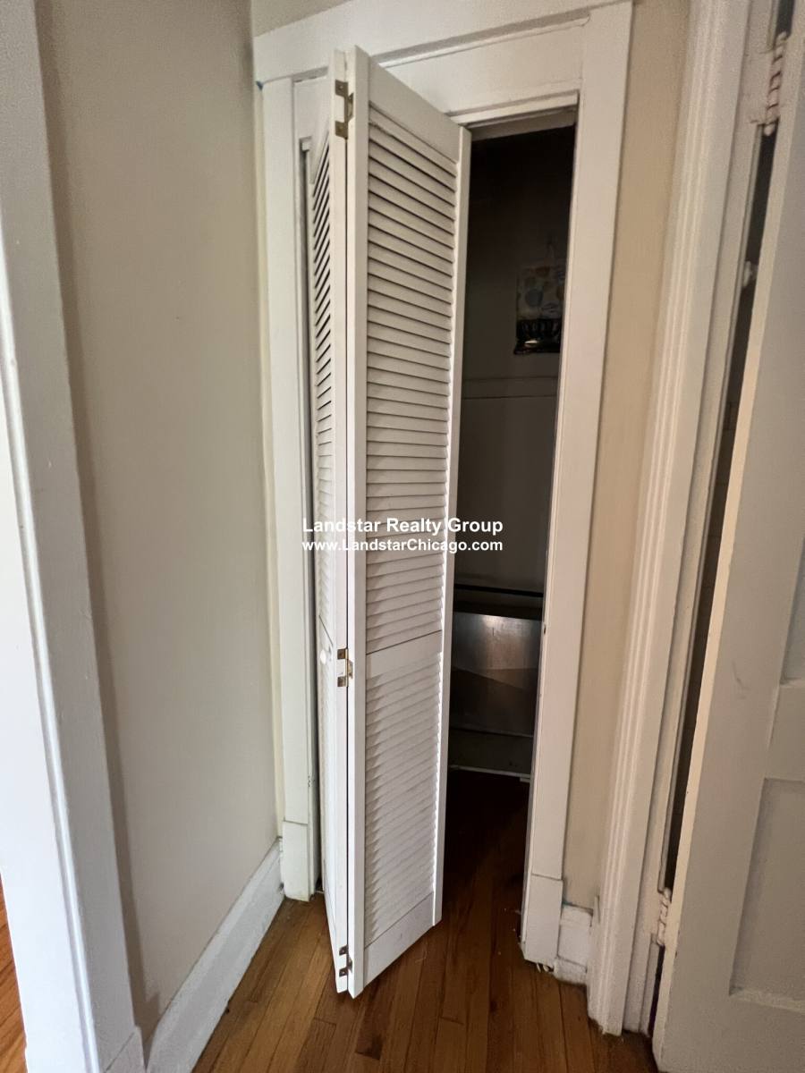 Apartment for rent at 5131 Damen #3, Chicago, IL 60625