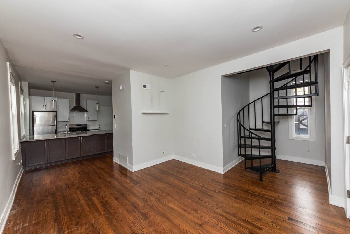Apartment for rent at 2045 N Wolcott Ave #2R, Chicago, IL 60614