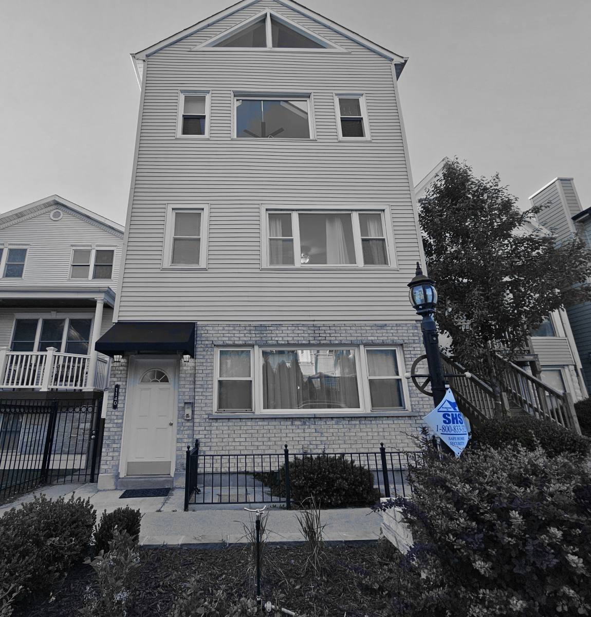 Apartment for rent at 1140 W Barry Ave #1, Chicago, IL 60657