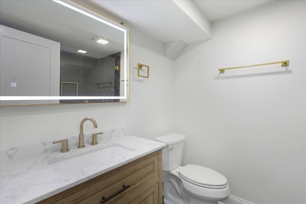 Apartment for rent at 4636 N Hamilton Ave #2, Chicago, IL 60625