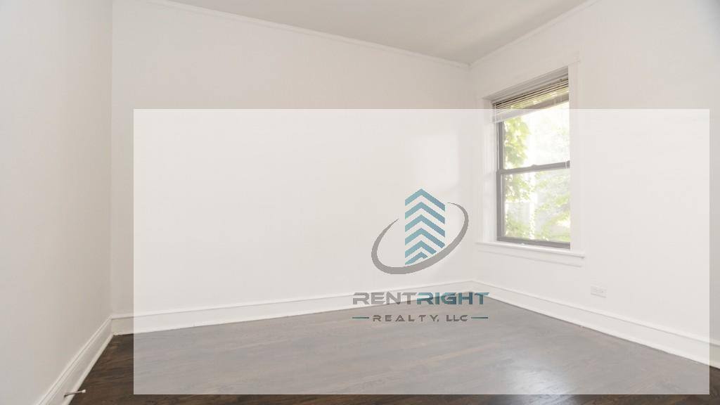 Apartment for rent at 3251 N Damen Ave #2N, Chicago, IL 60618