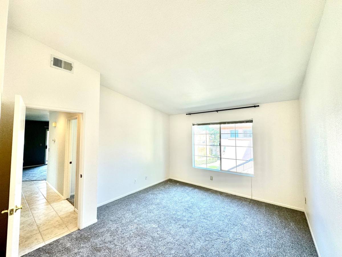 Condo for rent at 18698 Caminito Cantilena, San Diego, CA 92128