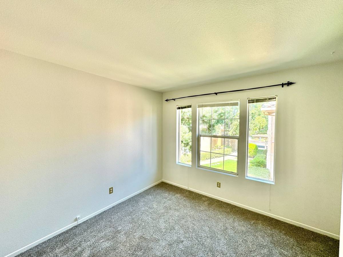 Condo for rent at 18698 Caminito Cantilena, San Diego, CA 92128