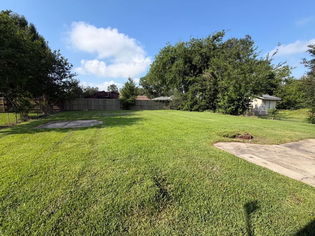 House for rent at 155 Heather St, Lake Charles, LA 70605