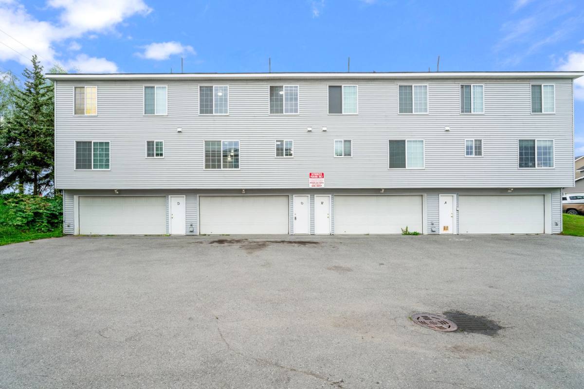 Apartment for rent at 6810 Gold Kings Circle, Anchorage, AK 99504