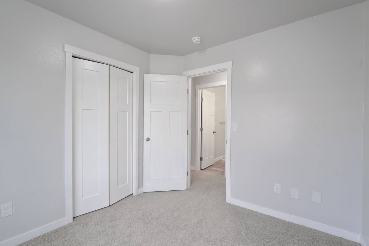 Apartment for rent at 6810 Gold Kings Circle, Anchorage, AK 99504