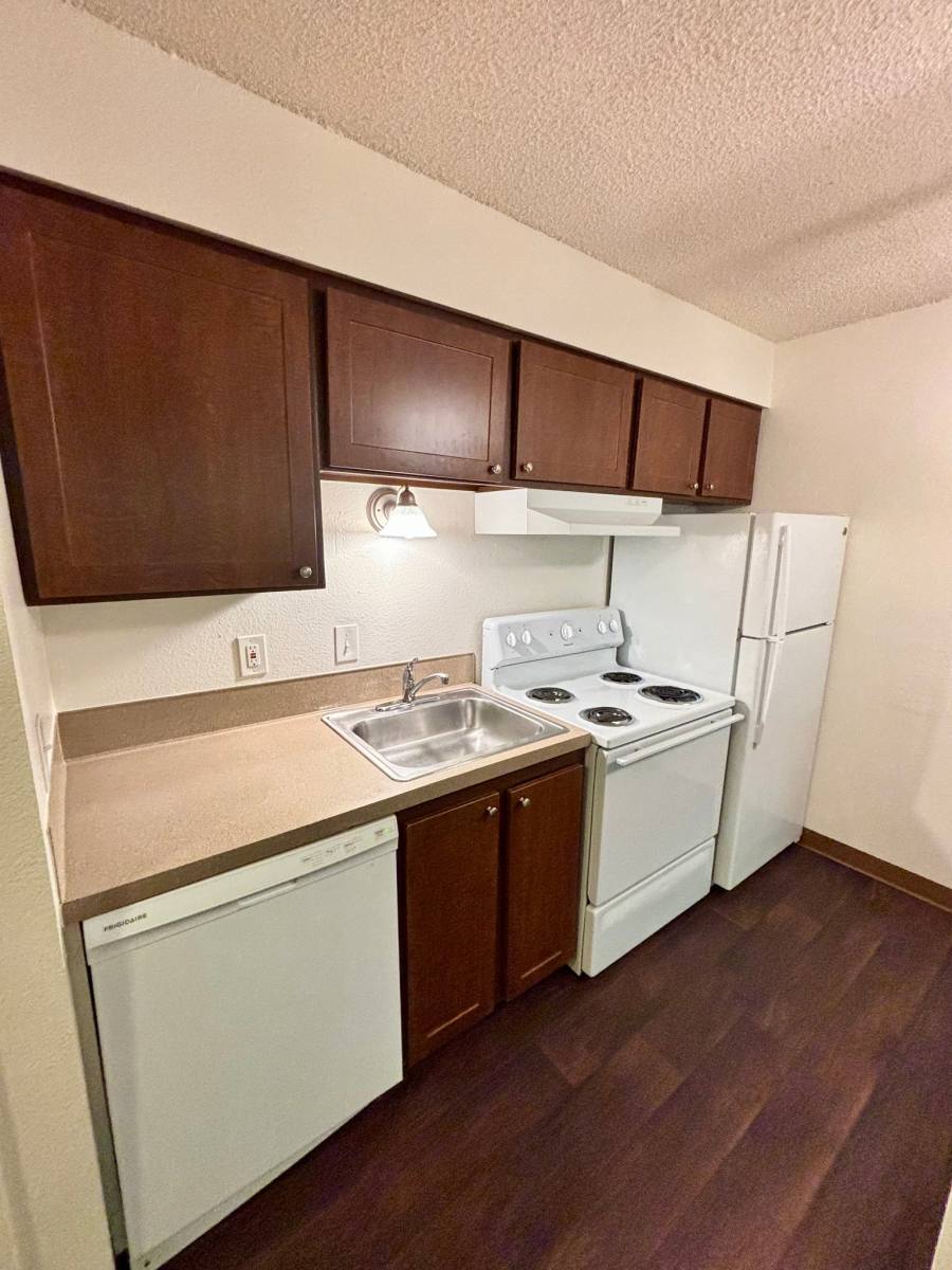 Apartment for rent at 3950 SW 102nd Ave, Beaverton, OR 97005