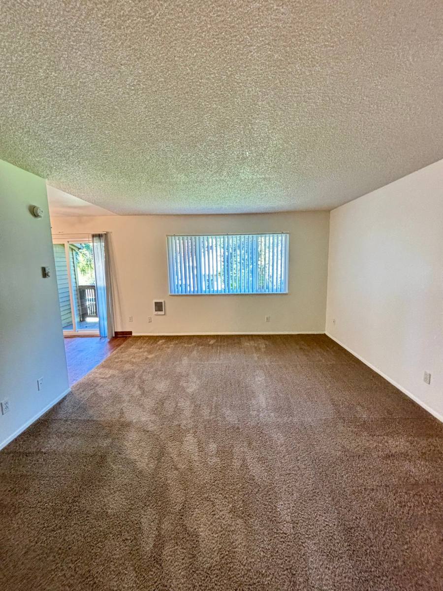 Apartment for rent at 3950 SW 102nd Ave, Beaverton, OR 97005