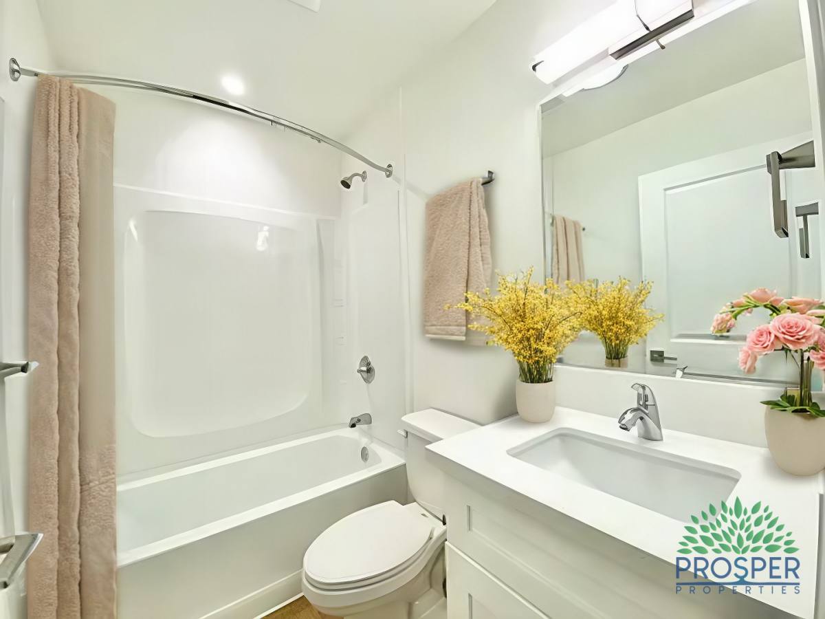 Apartment for rent at 3960 S Inglewood Blvd, Los Angeles, CA 90066