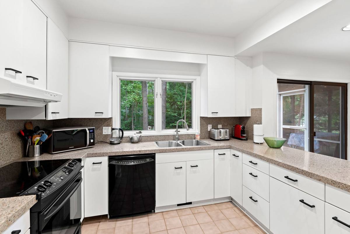 House for rent at 129 Ironwoods Dr, Chapel Hill, NC 27516