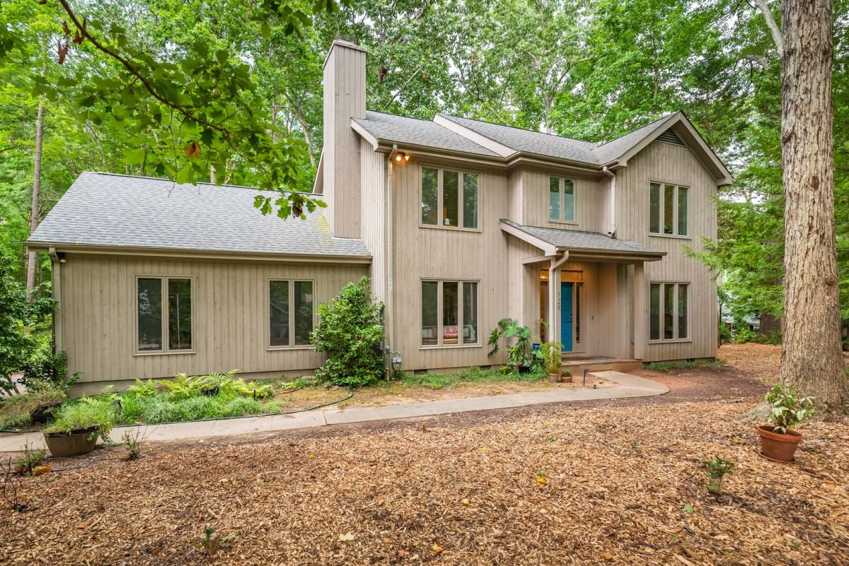 House for rent at 129 Ironwoods Dr, Chapel Hill, NC 27516