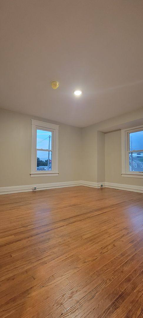 House for rent at 120 W 12th St, Elmira, NY 14903