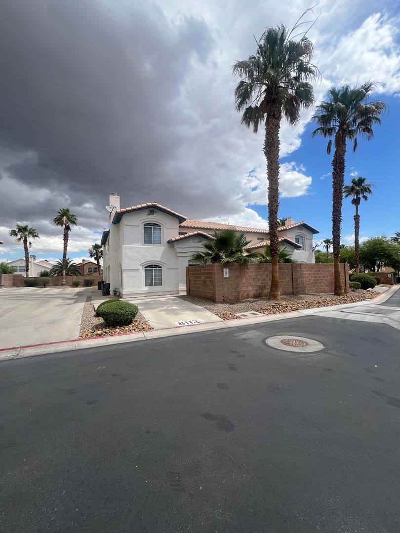 Townhouse for rent at 8112 Autumn Star Ave, Las Vegas, NV 89145
