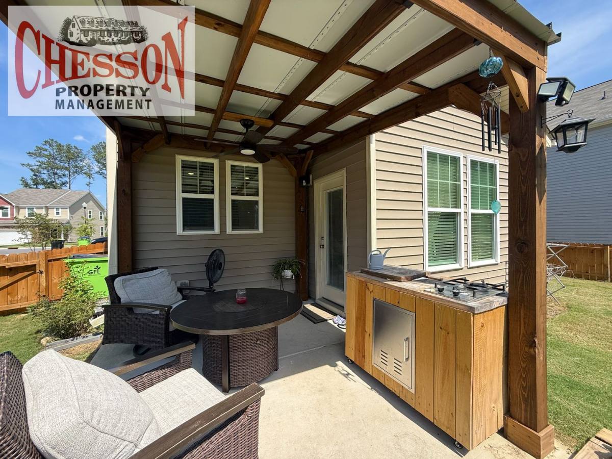 House for rent at 1229 Weavers Trace Dr, Zebulon, NC 27597