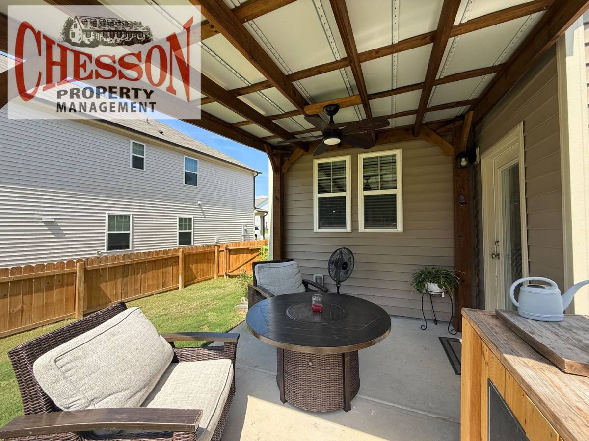 House for rent at 1229 Weavers Trace Dr, Zebulon, NC 27597