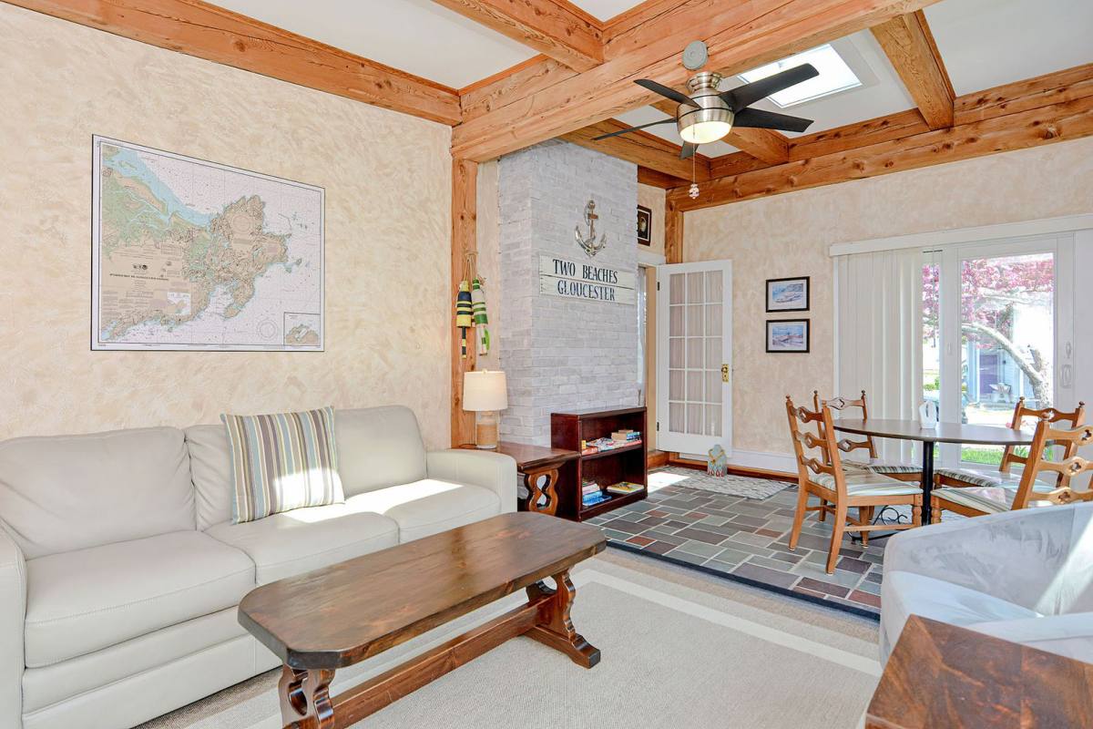 House for rent at 16 Warwick Rd, Gloucester, MA 01930