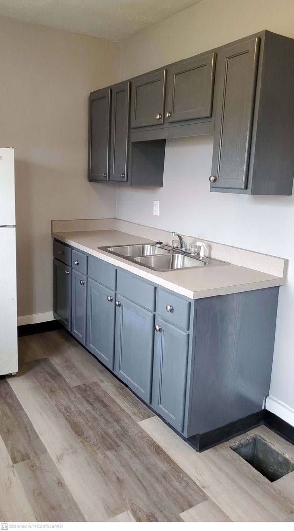 Apartment for rent at 1704-1706 Huffman Ave, Dayton, OH 45403