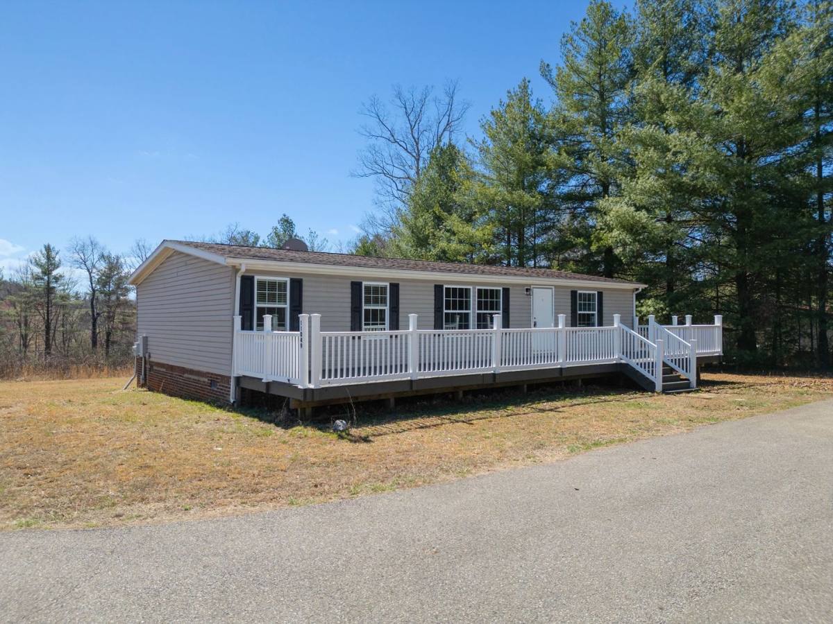House for rent at 11049 Franklin St, Ferrum, VA 24088