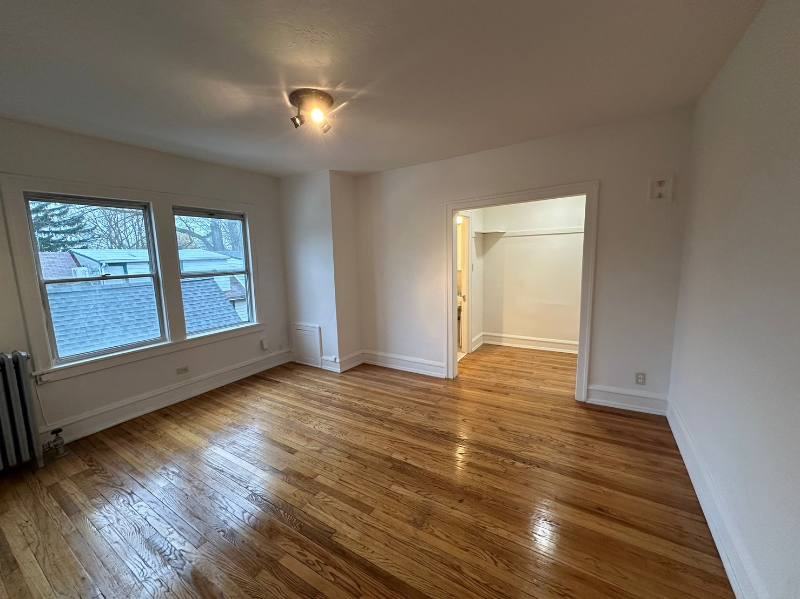 Apartment for rent at 8302 Lake Ave #15, Cleveland, OH 44102