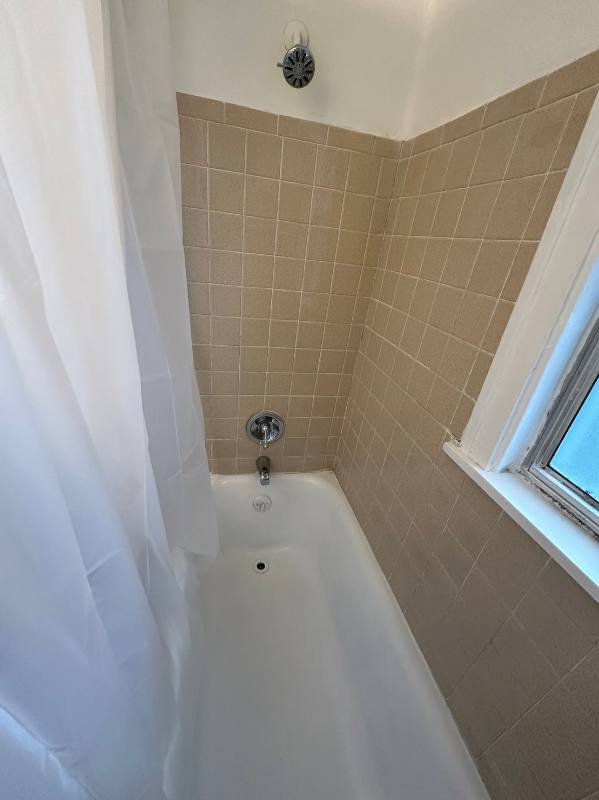 Apartment for rent at 8302 Lake Ave #15, Cleveland, OH 44102
