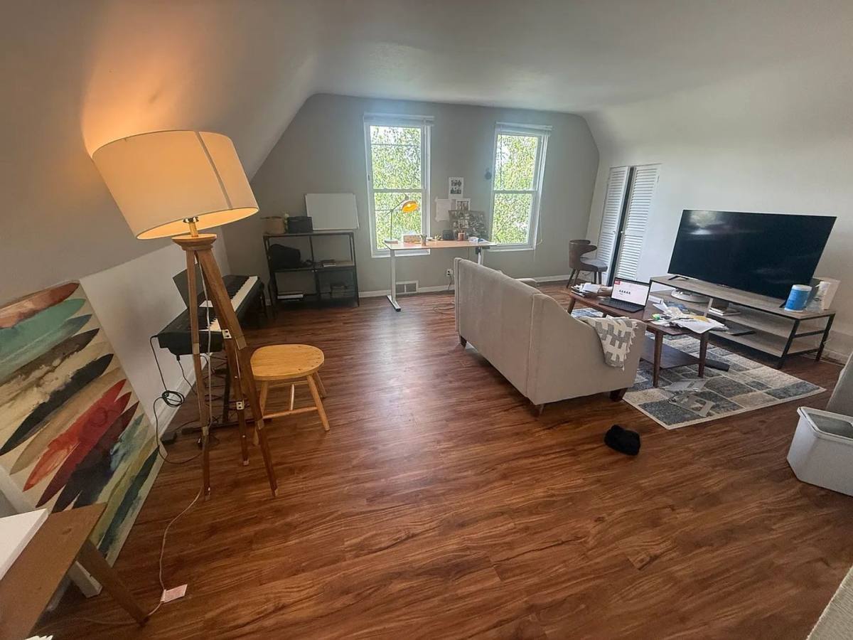 Apartment for rent at 729 S Aiken Ave, Pittsburgh, PA 15232