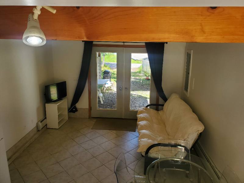 House for rent at 300 Camelot Shore Dr, Farmington, NH 03835