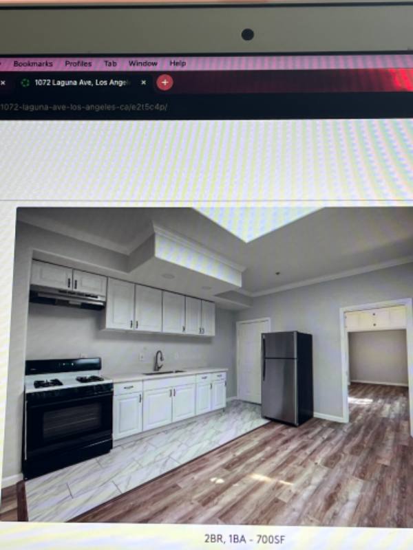 Apartment for rent at 1072 Laguna Ave, Los Angeles, CA 90026