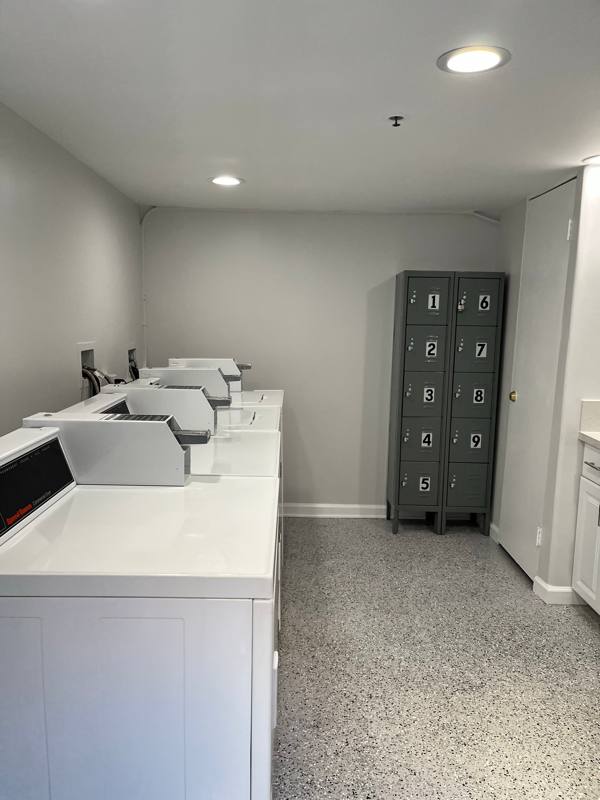 Apartment for rent at 1072 Laguna Ave, Los Angeles, CA 90026