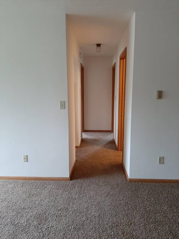 Apartment for rent at 1363 County Rd #B, Saint Paul, MN 55113