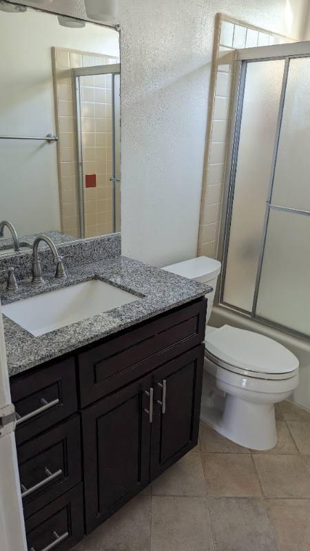 Apartment for rent at 2339 Glendale Bl #4, Los Angeles, CA 90039