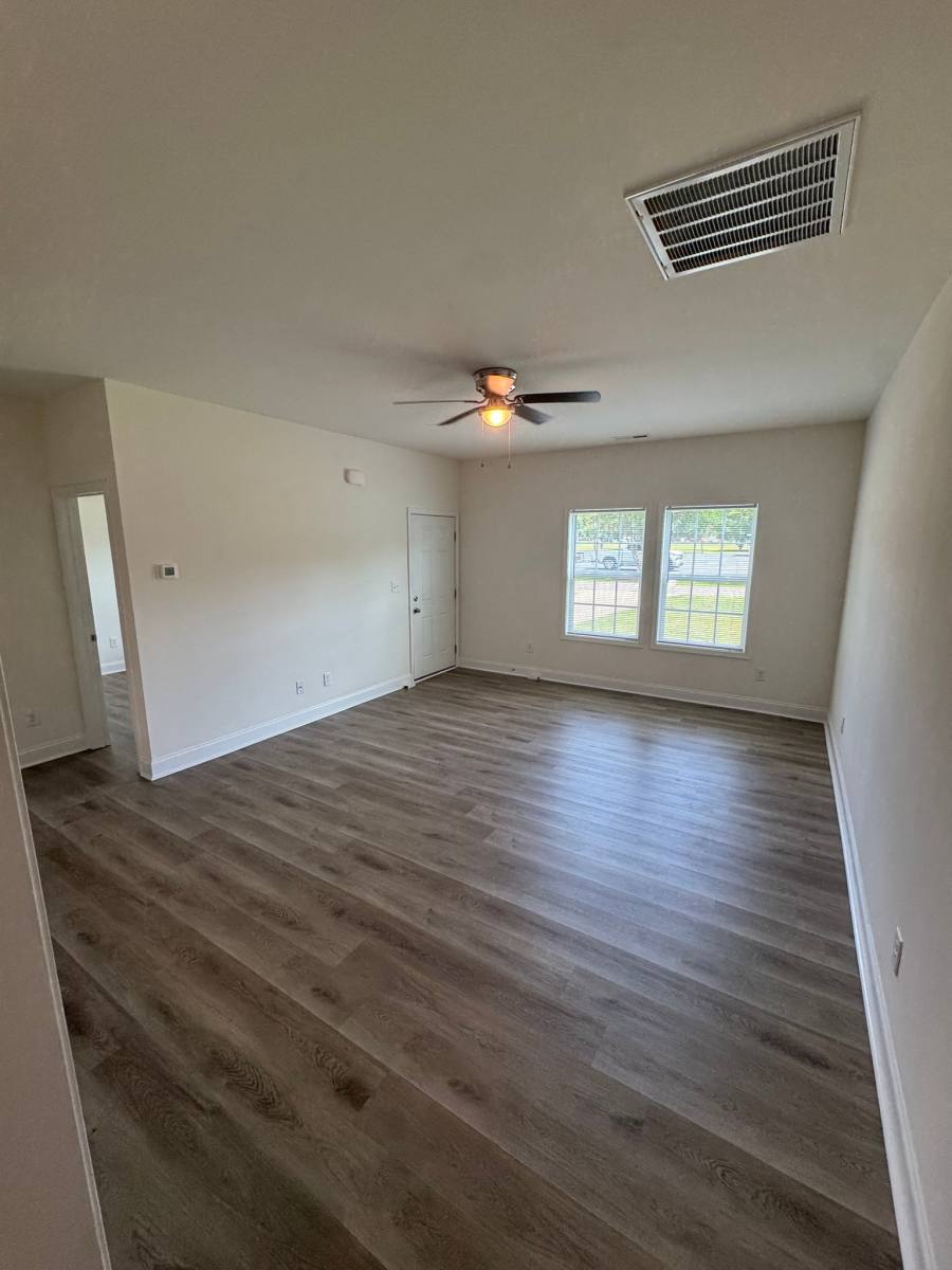 Apartment for rent at 105 W Langdon Ave #B, Smithfield, NC 27577