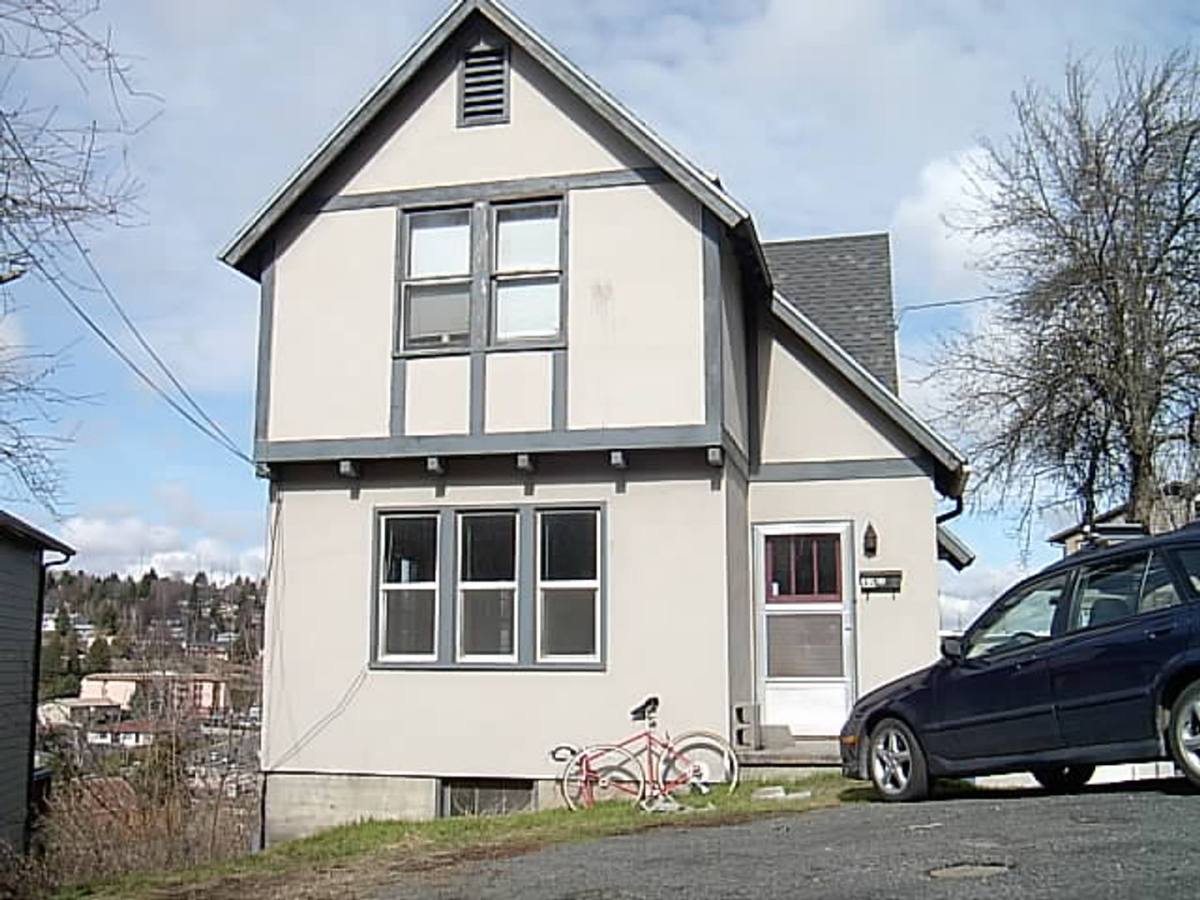 House for rent at 935 NE Maple St, Pullman, WA 99163